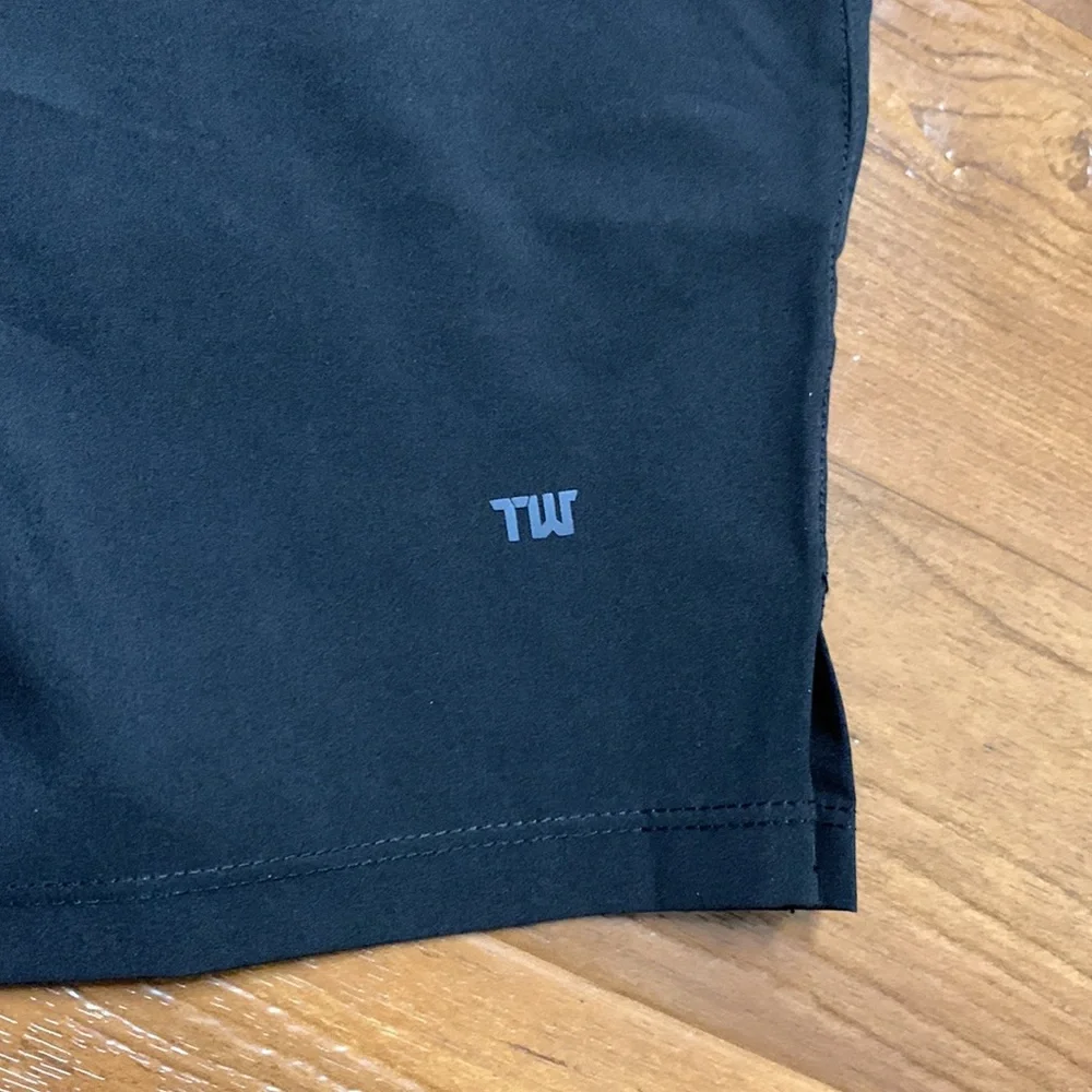 NWT Truwear Criterion 2.0 Men’s Black Performance Shorts